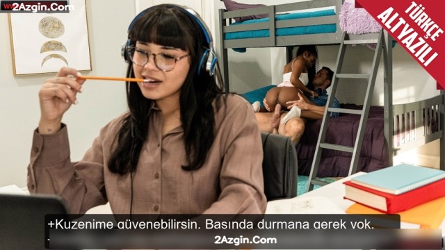 Marangoz ustası kuzeni ev arkadaşının yatak yanı buzdolabını tamir ederken amını çiviledi